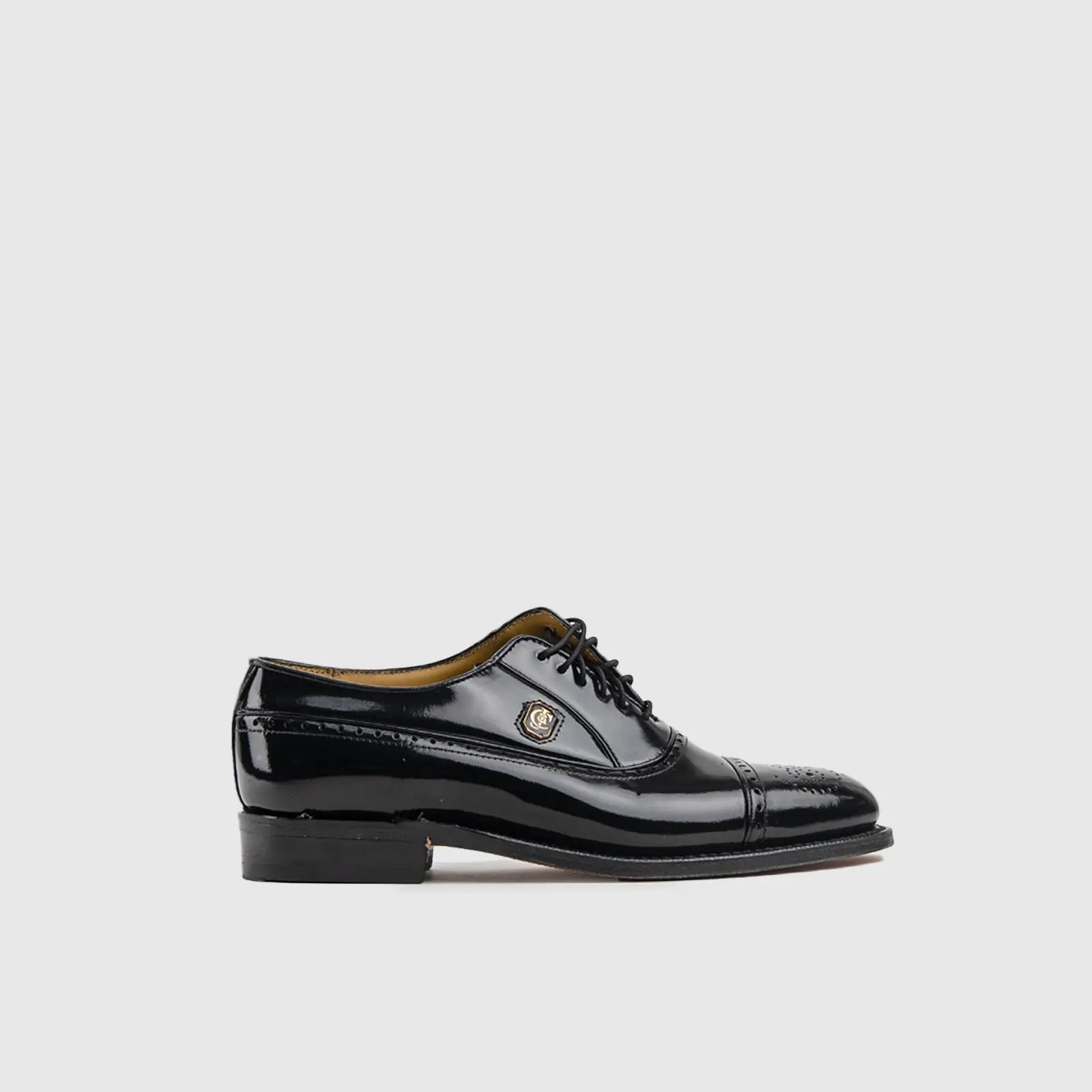 Crockett and Jones Men's Lace Up Punched Toe Cap Jason 62.C15263D Black CJ6
