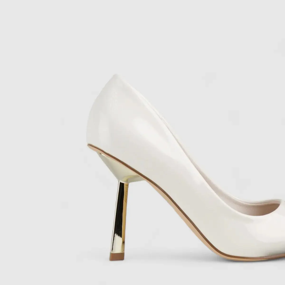 Bulbul Court Shoe White LU005 - Image 4