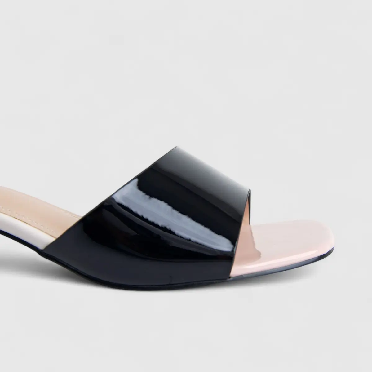 Bulbul Ladies Casual Low Heel Sandal Black Nude HAR064 - Image 4