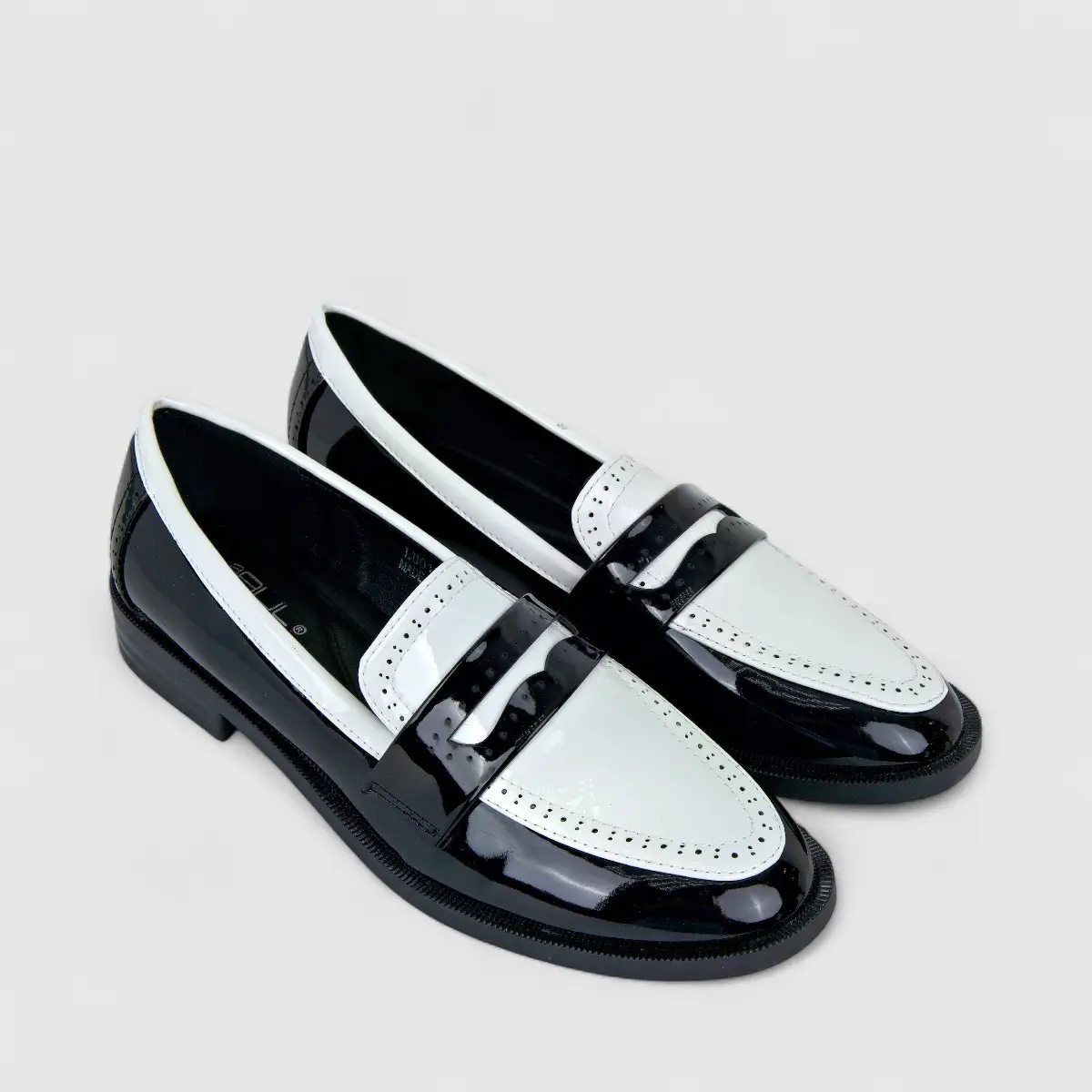Bulbul Ladies Casual Moc LU016 Black And White - Image 2