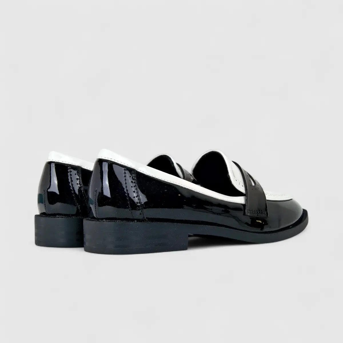 Bulbul Ladies Casual Moc LU016 Black And White - Image 3