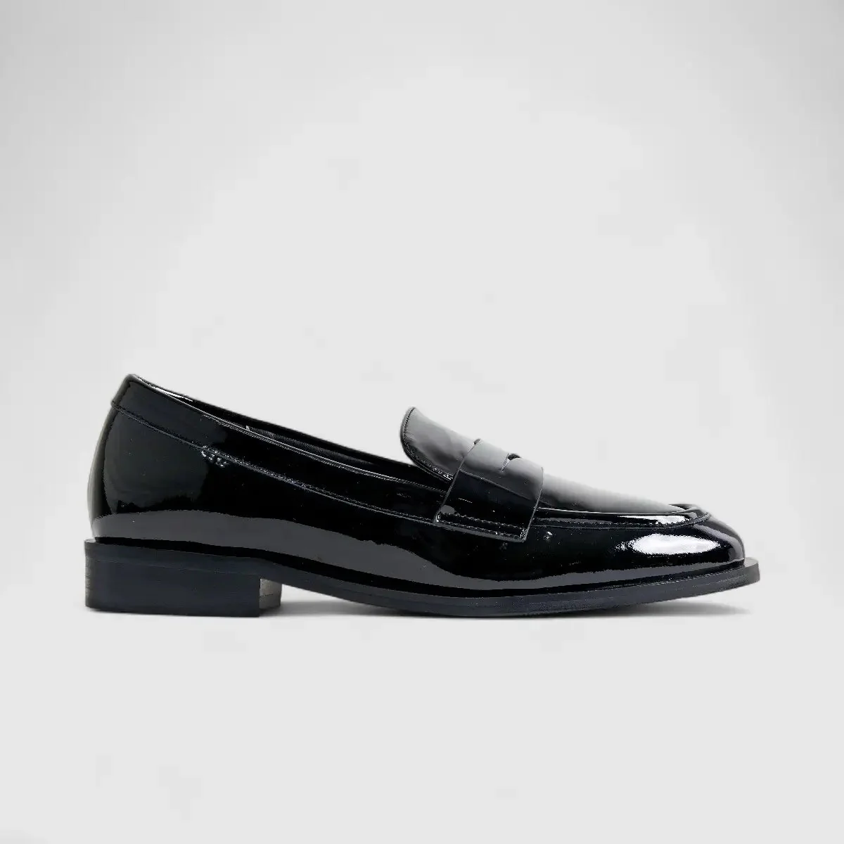 Bulbul Leather Loafers Black LAR6017
