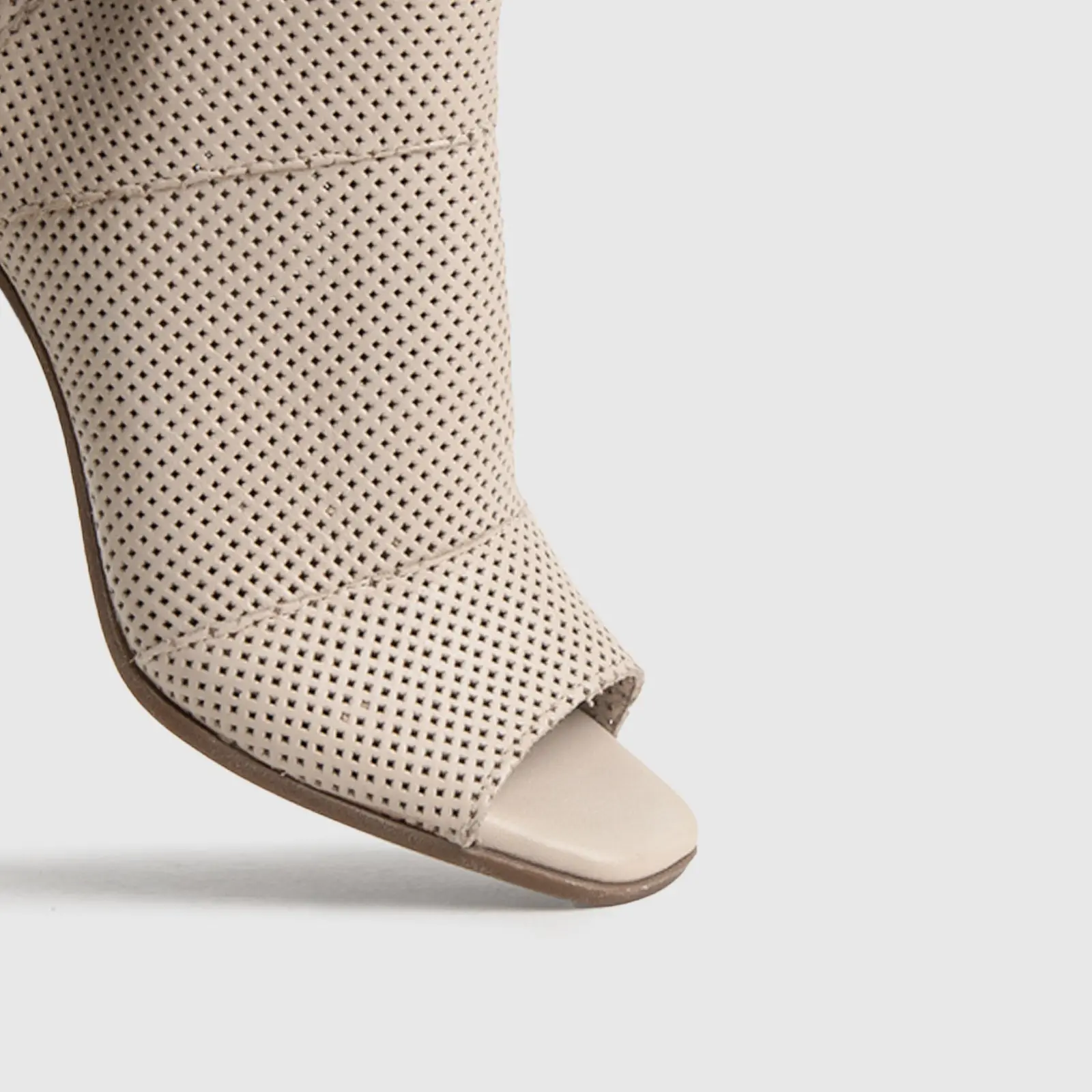 Comfort Block Heel Sandal  Beige 8330 - Image 5