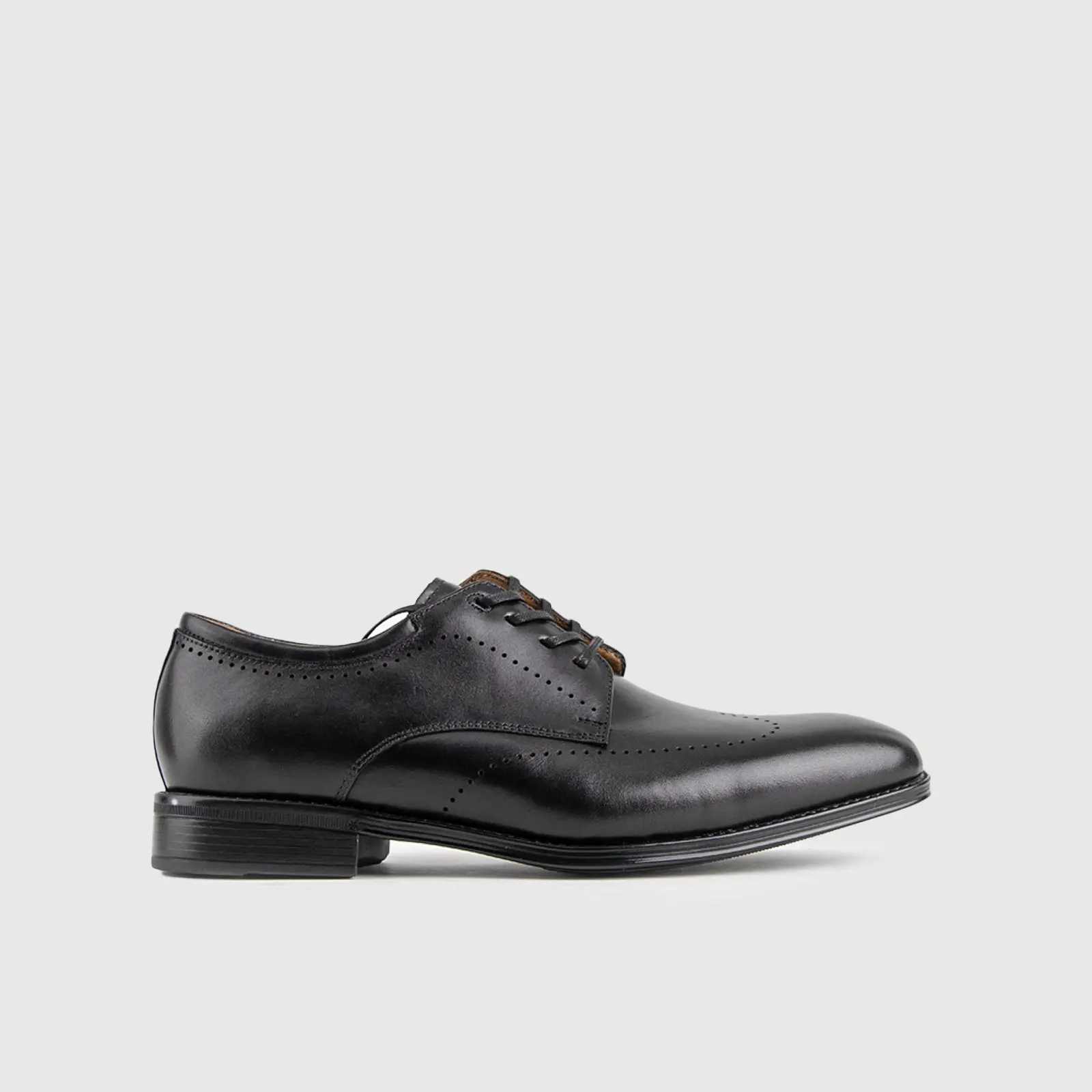 FLORSHEIM AMELIO PERF WING BLACK 14281 F46