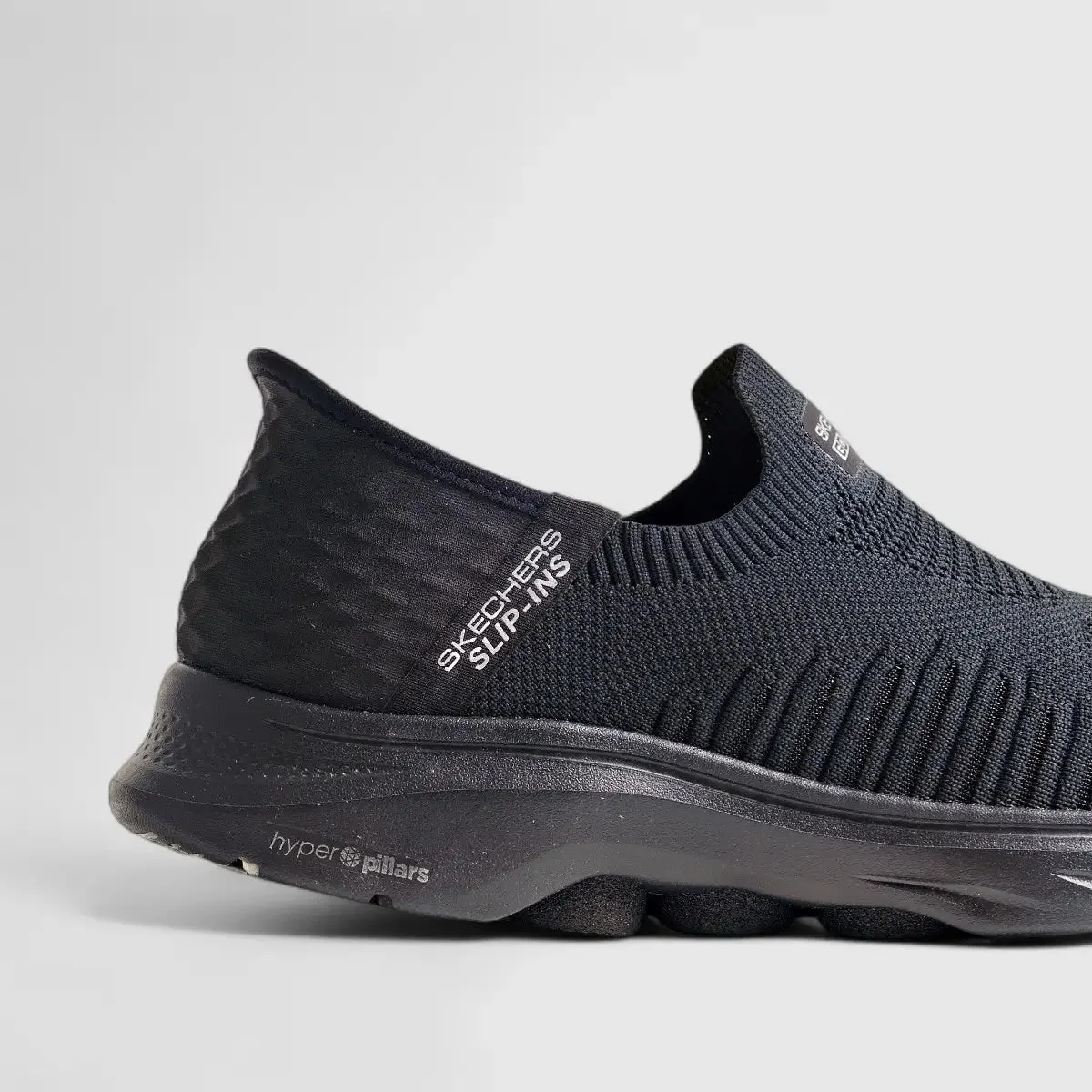 Go Walk 7 Comfort Slip Ons 216552 Black - Image 5