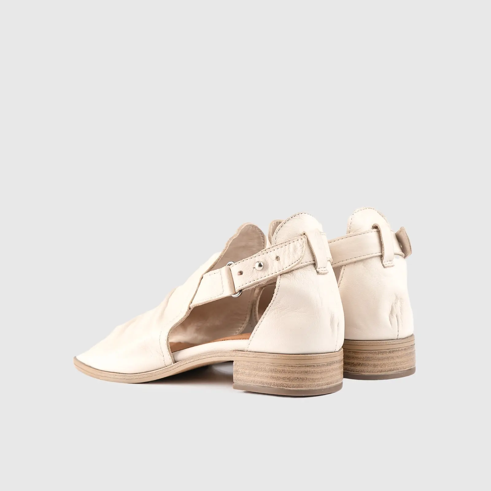 Leather Comfort Block Heel Sandal White 8821 - Image 3
