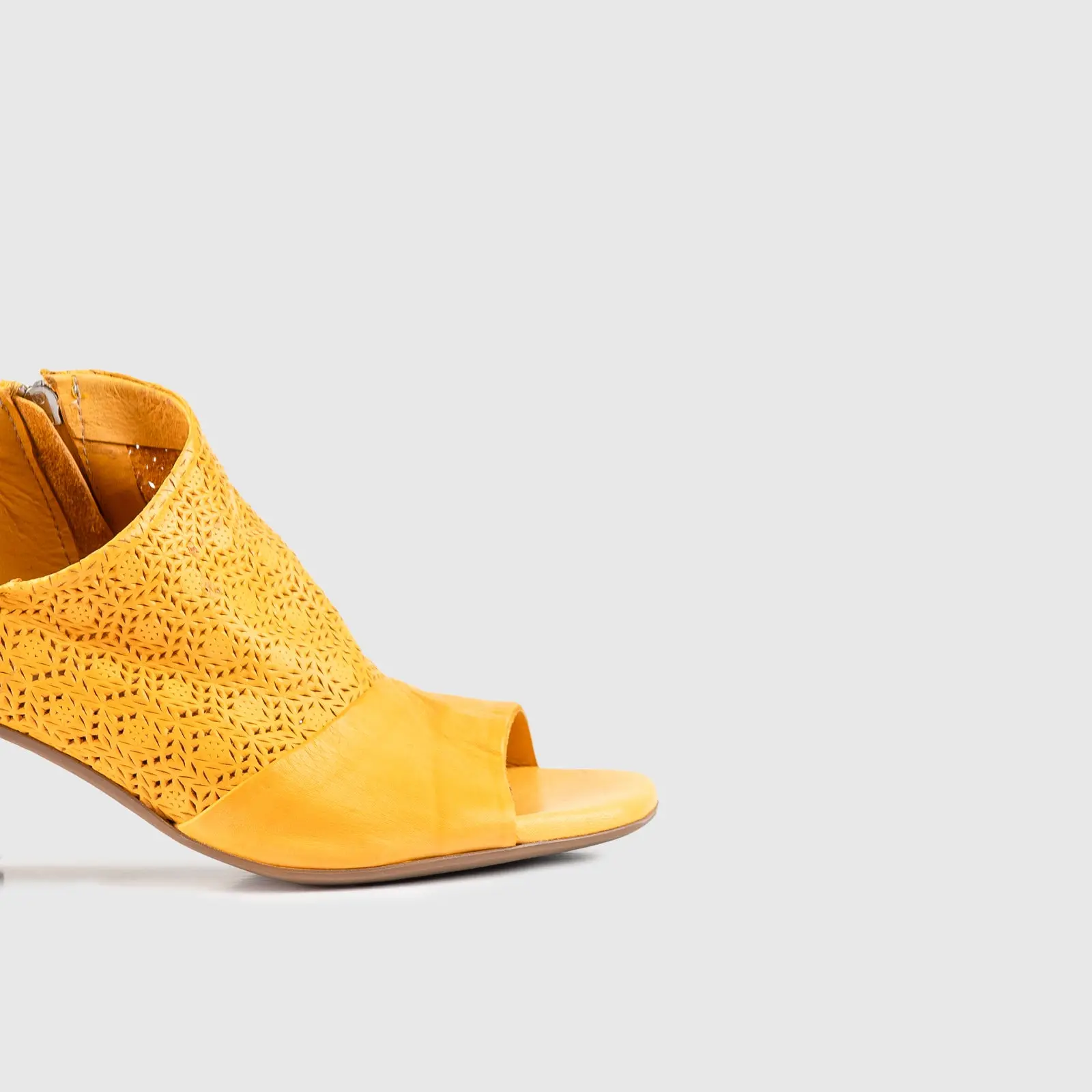 Leather Comfort Block Heel Sandal Yellow 9076 - Image 4