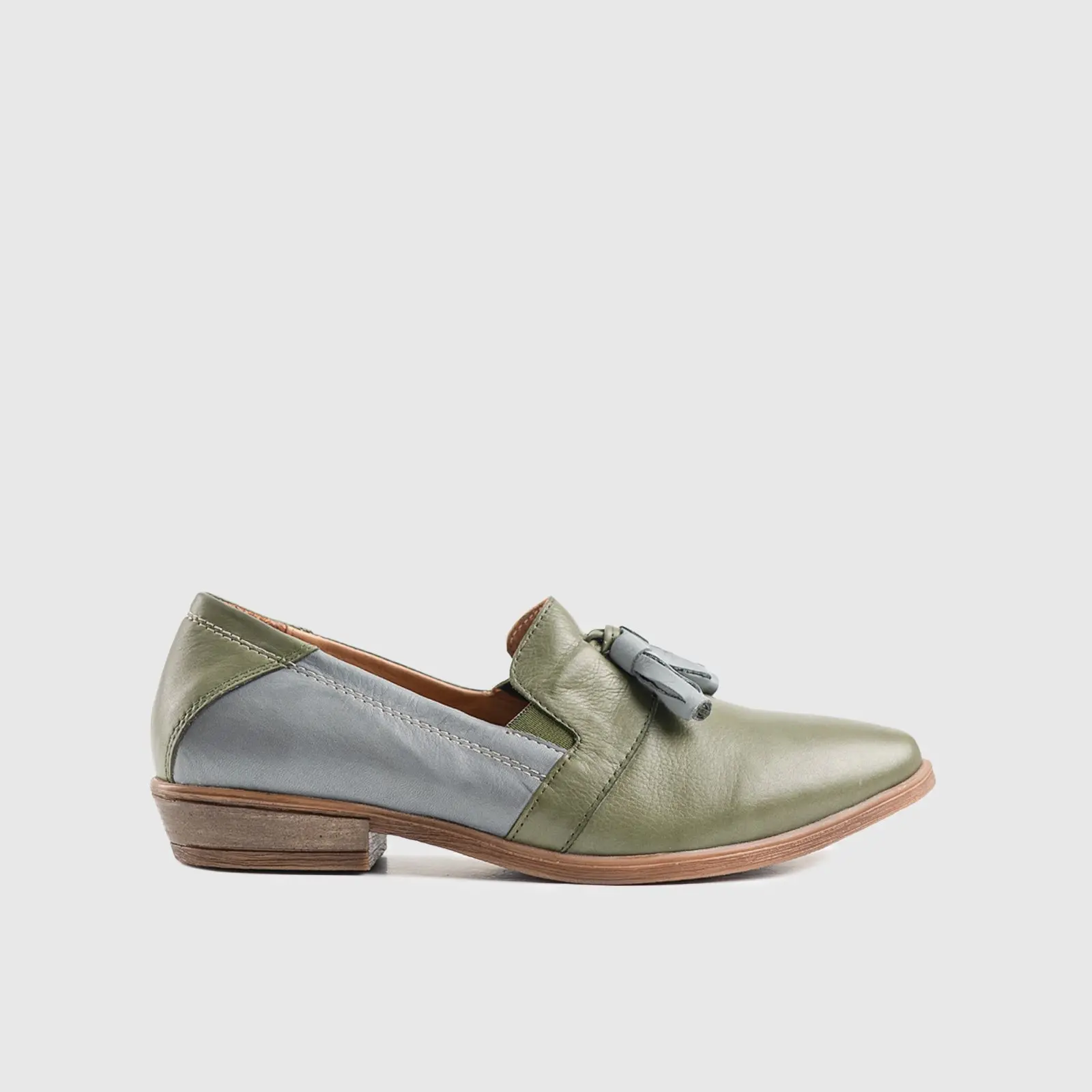 Leather Slip On Tassels 2893 Olive/Light Blue