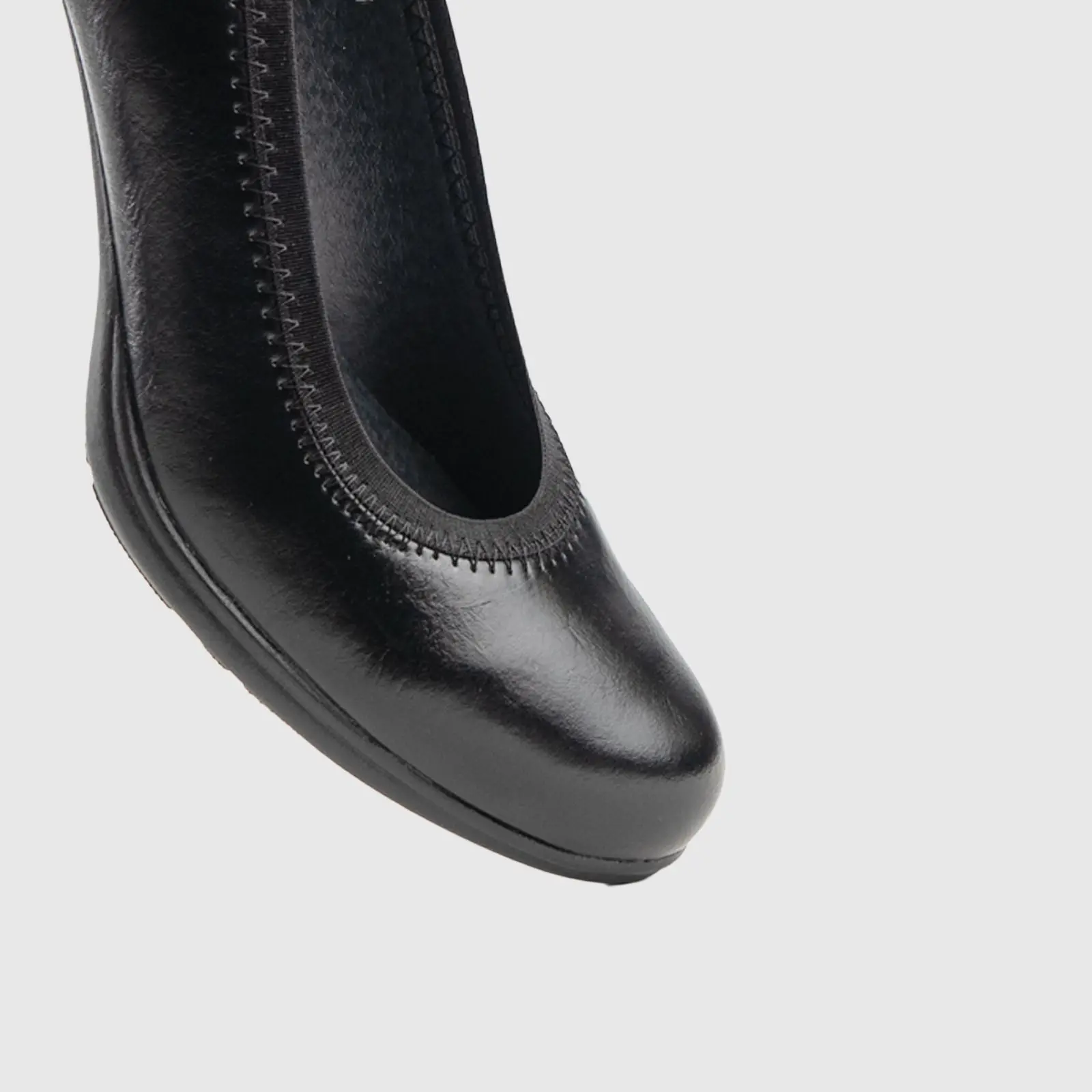 PC Ladies Court Shoe PCL00470 Marion Black PC57 - Image 4