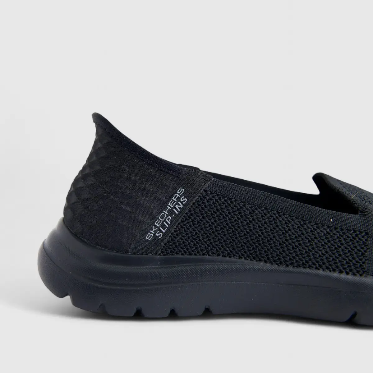 Skechers Ladies Comfort Slip Ins Sneaker Go Flex Serene  136541 Black SW110 - Image 5