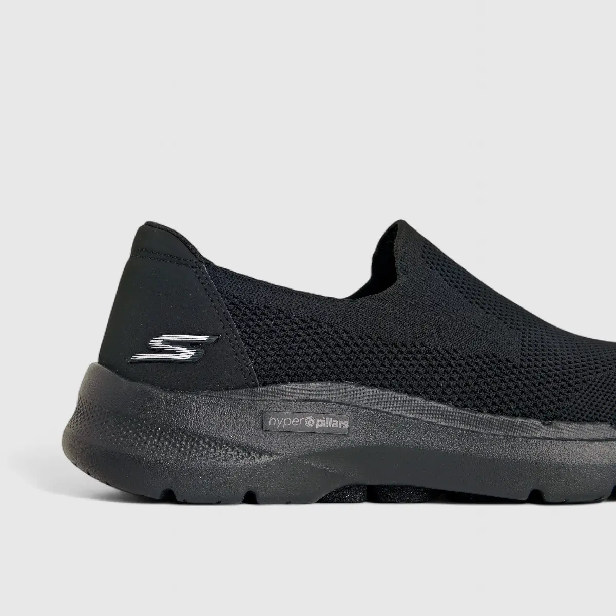 Skechers Men's Comfort Slip On Go Walk 6 216271 Black SM118 - Image 5