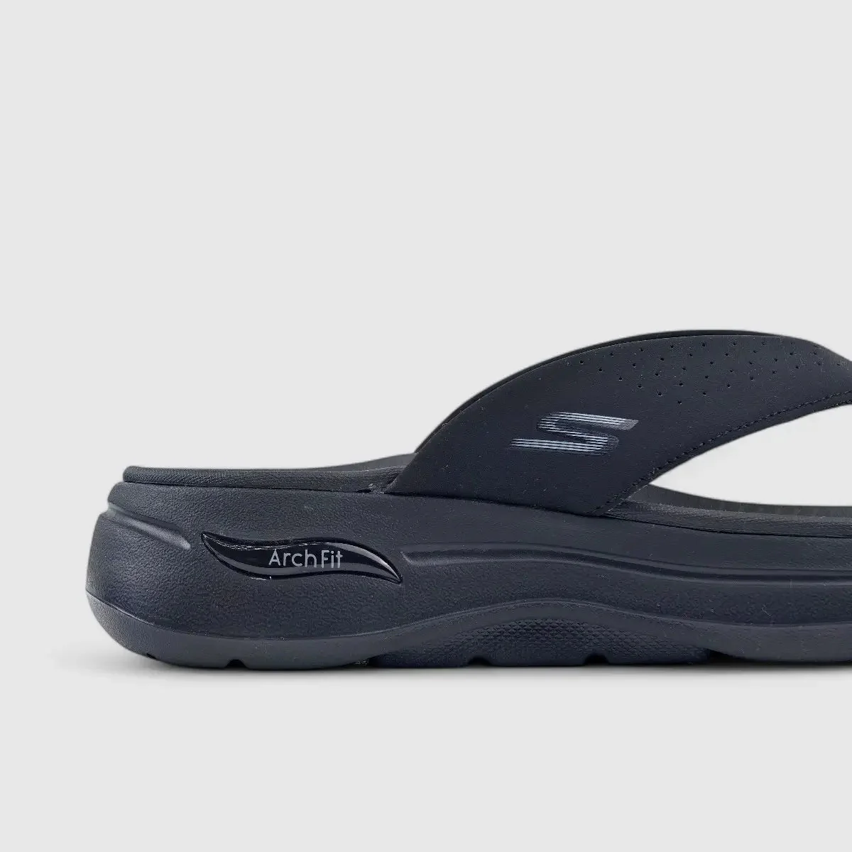 Skechers Mens Go Walk Arch Fit Sandal Black 229063 - Image 5