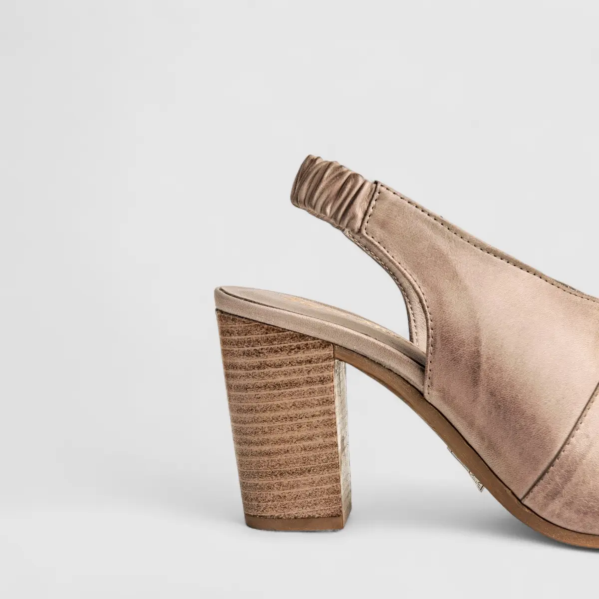 Sofia Mare Ladies Leather Comfort Block Heel Sandal 10834 Beige SF75 - Image 4