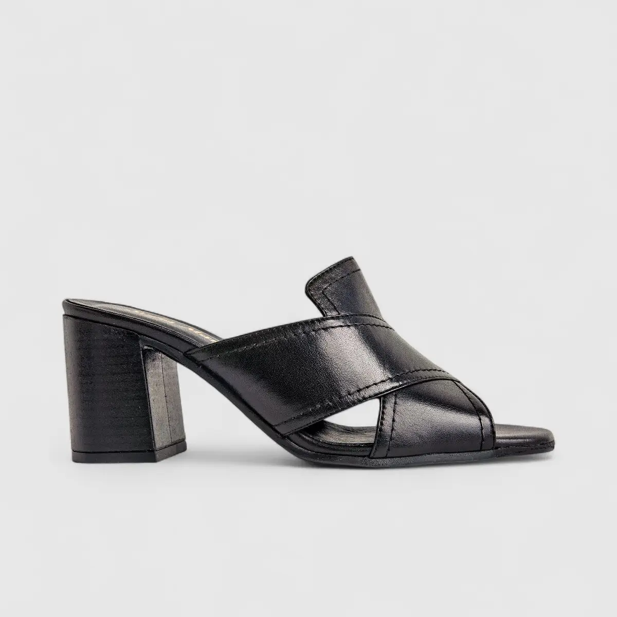 Sofia Mare Ladies Leather Comfort Push In Block Heel Sandal 11806 Black SF74