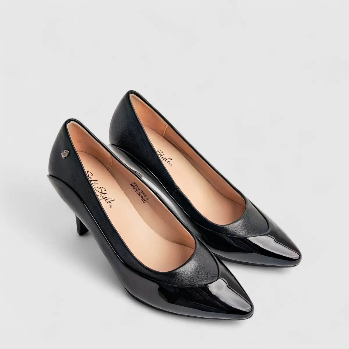 Hush Puppies Soft Style Ladies Court Shoe Philana SSL015648 Black SS270 - Image 2
