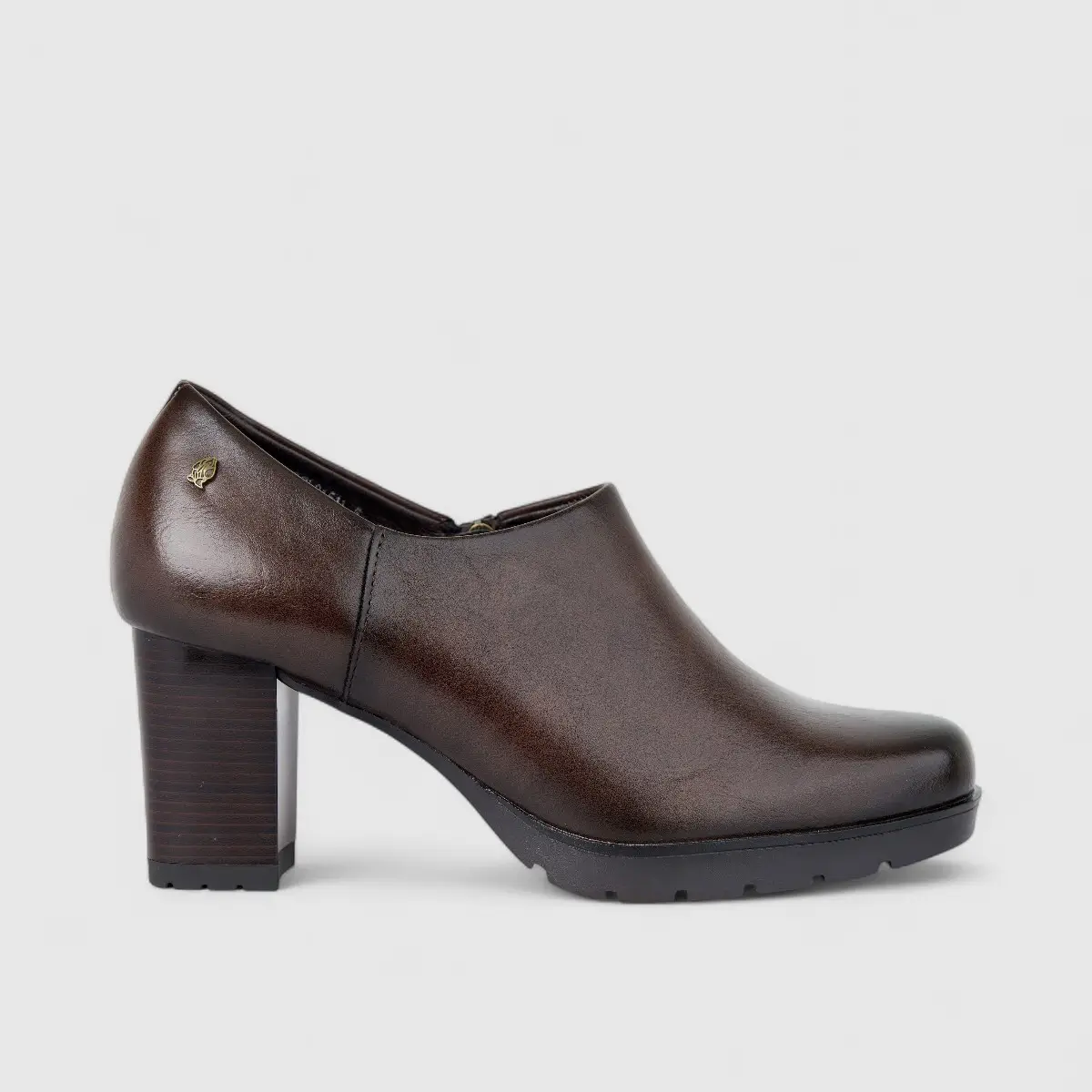 Soft Style By Hush Puppies Romney Chocolate SSL01511 SS328