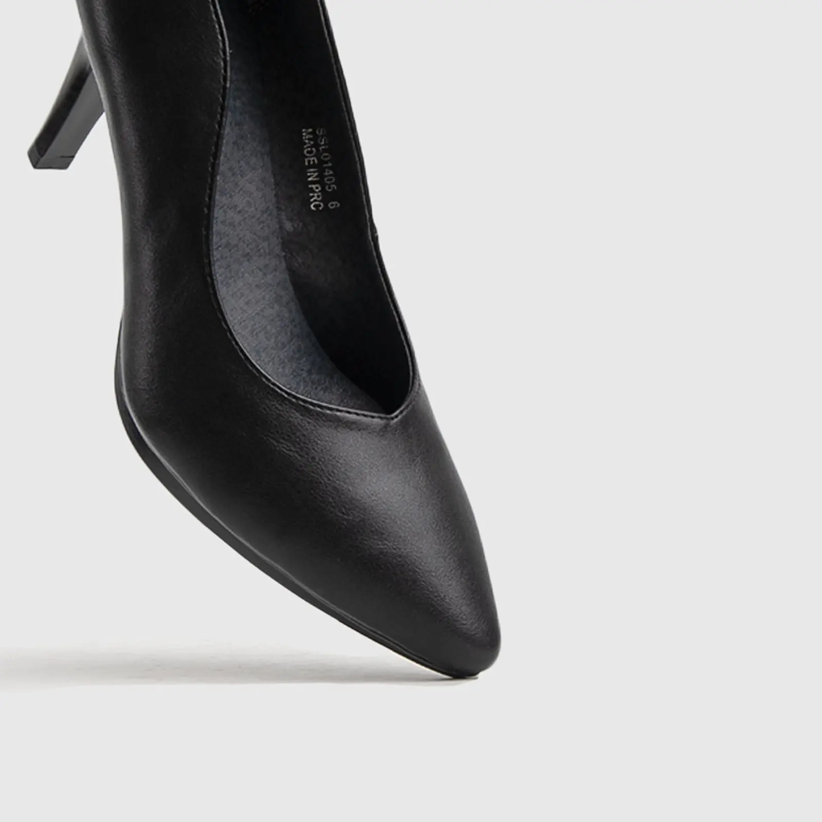 Hush Puppies Soft Style Ladies Comfort Court Phillipa SSL01405 Black SS255 - Image 5